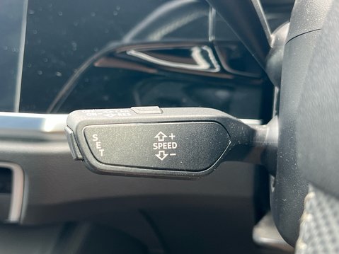 Audi Q3 TFSI QUATTRO S LINE 35