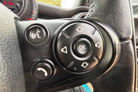 Mini Hatch COOPER 1.5 CHILLI LOOK! JUST 46000 MILES! SERVICE HISTORY! MINI CONNECTED 25