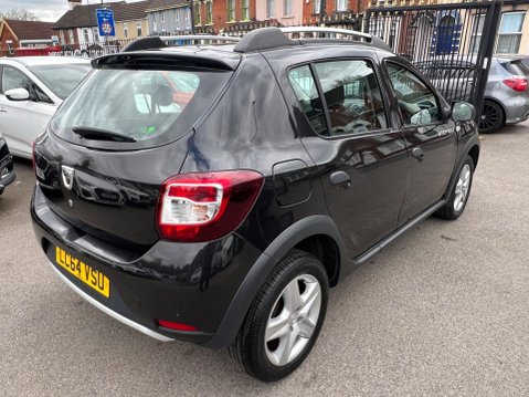 Dacia Sandero Stepway 0.9 TCe Laureate Euro 5 5dr 6