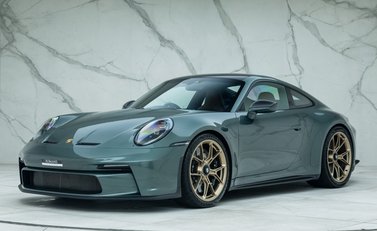 Porsche 911 GT3 Touring (992) 1