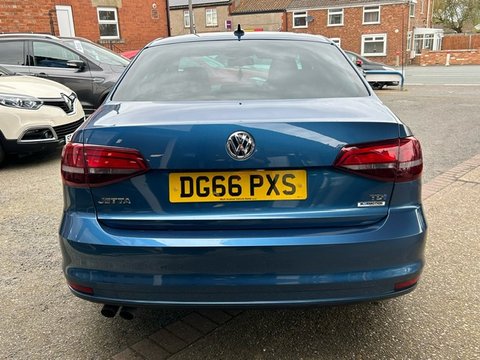 Volkswagen Jetta GT TDI BLUEMOTION TECHNOLOGY 4