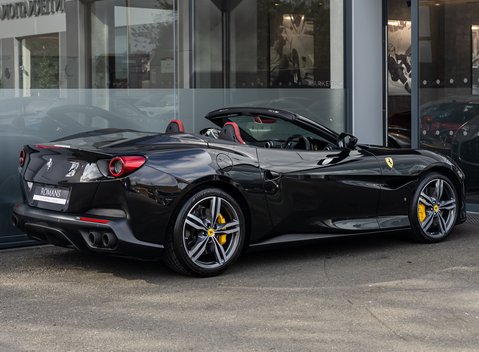 Ferrari Portofino 4