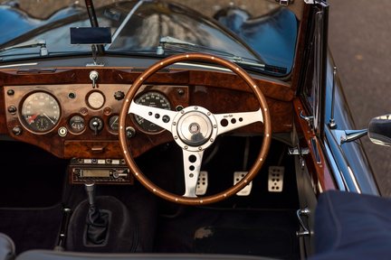Jaguar XK 140 Drop-Head Coupe 27