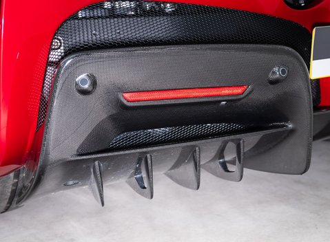 Ferrari SF90 Stradale 33