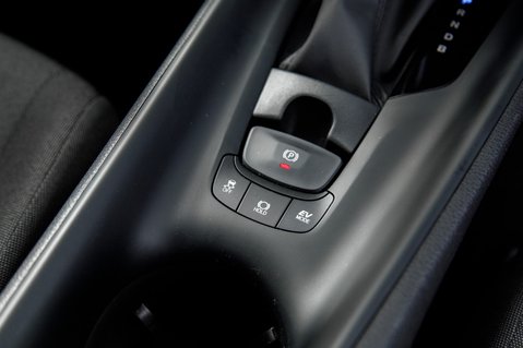 Toyota C-HR ICON 27