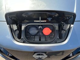 Nissan LEAF Leaf E + N-Connecta Electric, 60.9 kw/h battery, 239 mile range 5dr 71