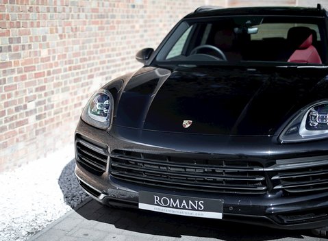 Porsche Cayenne S 25