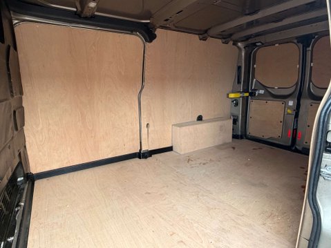 Ford Transit Custom 2.0 Transit Custom 300 Limited 21
