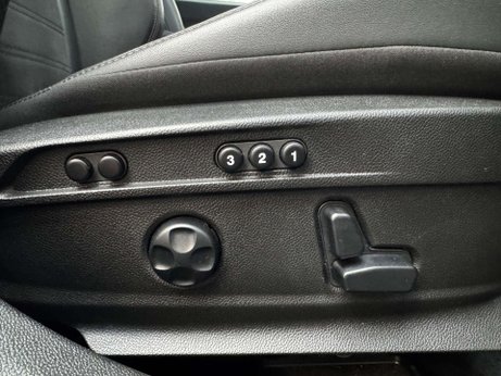 Alfa Romeo Giulia 2.9 V6 Bi-Turbo Quadrifoglio Saloon 4dr Petrol Auto Euro 6 (s/s) (510 ps) 19