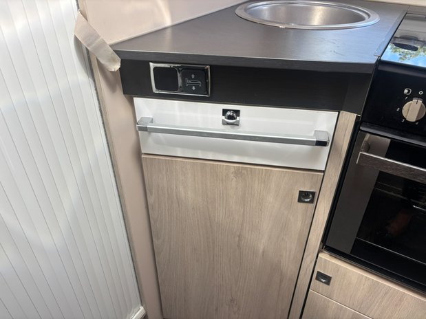 Chausson Flash Automatic | Flash 610 | 4 Berth | 4 Belts | Large Lounge | Rear Bathroom 22
