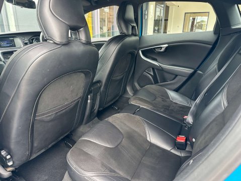 Volvo V40 1.6 V40 R-Design Nav D2 5dr 18
