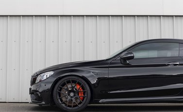 Mercedes-Benz C Class C63 S BRABUS B40-600 32