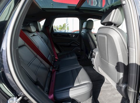 Porsche Cayenne S 16