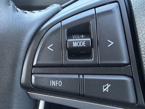 Suzuki Ignis 1.2 Dualjet SZ5 5dr Auto 31
