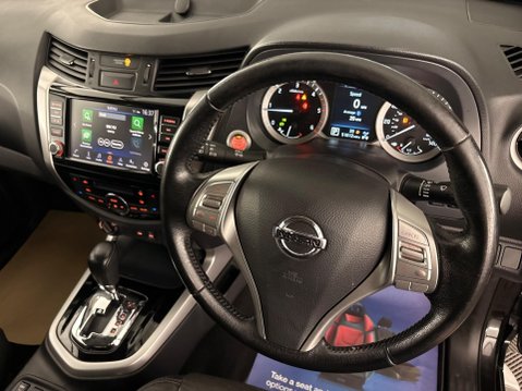 Nissan Navara 2.3 dCi Tekna Auto 4WD Euro 6 4dr 11