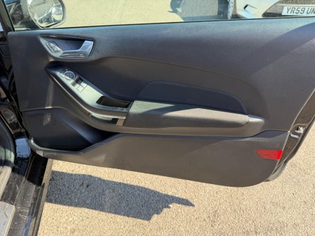 Ford Fiesta ST-LINE 29