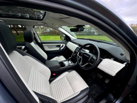 Land Rover Discovery Sport R-DYNAMIC HSE PHEV 30