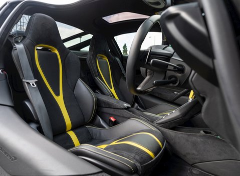 McLaren 720S Peformance 14