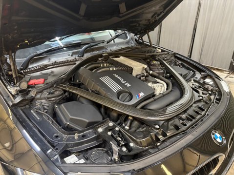 BMW M4 3.0 BiTurbo Euro 6 (s/s) 2dr 54