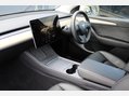 Tesla Model Y LONG RANGE AWD 12