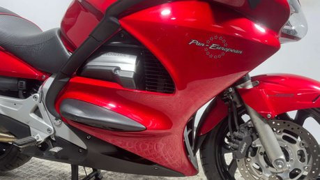 Honda ST 2004 38K FULL LUGGAGE NEW MOT SERVICED BIG CC TOURER BIKE 28