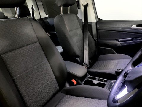 Ford Grand Tourneo Connect 2.0 EcoBlue Titanium MPV 5dr Diesel Manual Euro 6 (s/s) (122 ps) Cruise Co 11