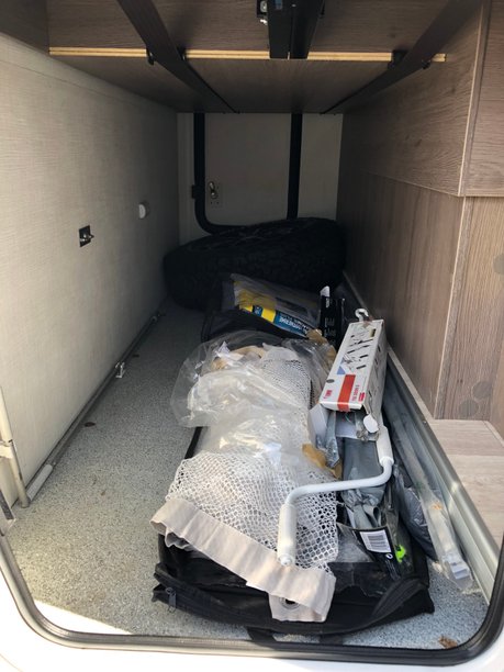 Chausson Titanium 720 Titanium 720 Automatic 6 Berth 3500Kg only 5000 miles 38