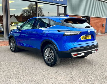 Nissan Qashqai 1.3 Qashqai Acenta Premium T MHEV CVT 5dr 9