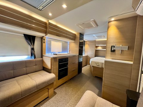Adria Adora Thames 613 UT 29