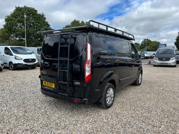 Ford Transit Custom SWB L1H1 Low Roof Limited 300 Air Con Alloys Sensors EURO 6 NO VAT 6