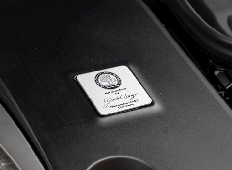 Mercedes-Benz E Class E63 S Estate 30