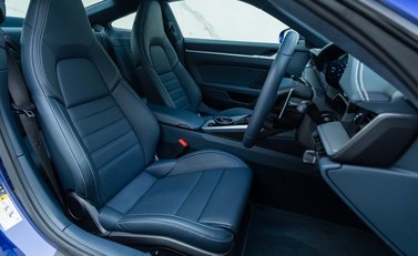 Porsche 911 Turbo (992) 14