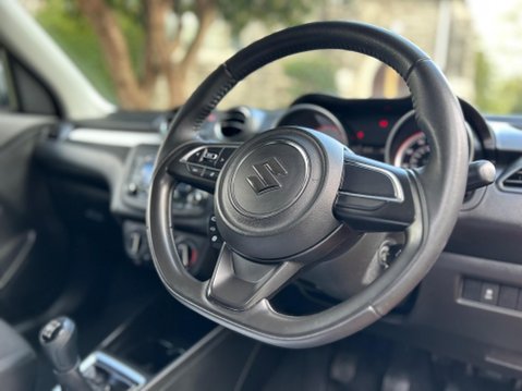 Suzuki Swift ATTITUDE DUALJET 23