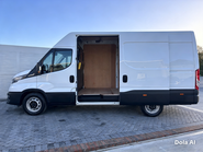 Iveco Daily 35S14V 3520L Business Hi-Matic Panel Van 9