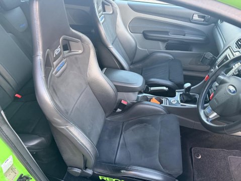 Ford Focus 2.5 RS 3dr 75