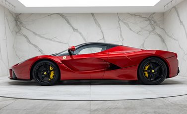 Ferrari LaFerrari 5