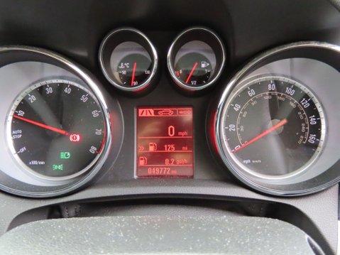 Vauxhall Mokka 1.6i Tech Line 2WD Euro 6 (s/s) 5dr 11