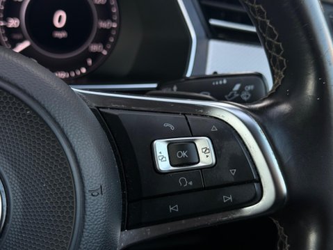 Volkswagen Arteon 2.0 BiTDI R-Line Fastback DSG 4Motion Euro 6 (s/s) 5dr 40