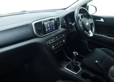 Kia Sportage 1.6 GDi 2 SUV 5dr Petrol Manual Euro 6 (s/s) (130 bhp) 44
