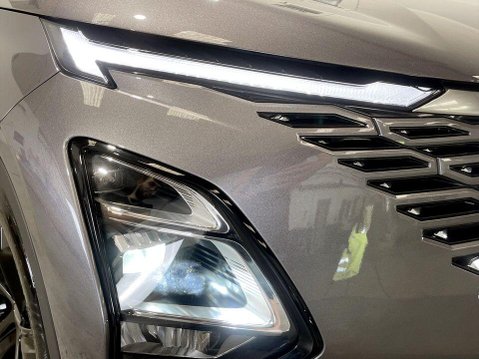 OMODA 5 1.6 TGDI Noble SUV 5dr Petrol DCT Euro 6 (s/s) (147 ps) 9