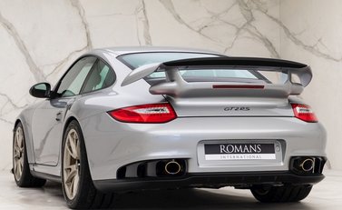 Porsche 911 (997) GT2 RS 3