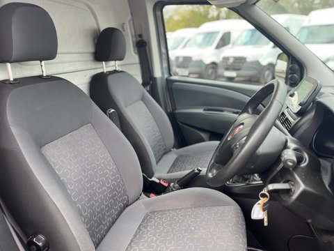 Fiat Doblo 16V TECNICO MULTIJET II 11