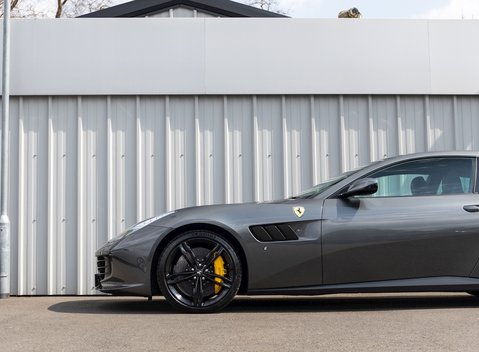Ferrari GTC4 Lusso 30