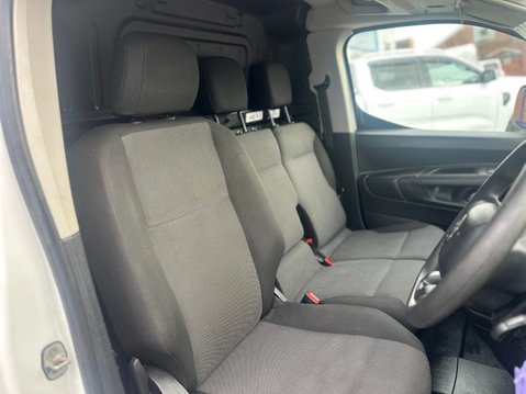 Citroen Berlingo 3 SEAT 1.5 DIESEL ENTERPRISE 19