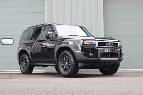 Toyota Land Cruiser BRAND NEW COMMERCIAL WITH A GENUINE REAR SEAT CONVERSION 3