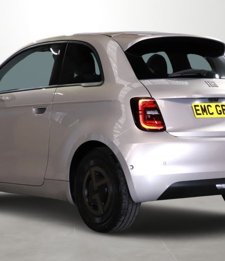 Fiat 500 87kW Giorgio Armani 42kWh 3dr Auto