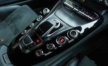 Mercedes-Benz AMG GT R 23