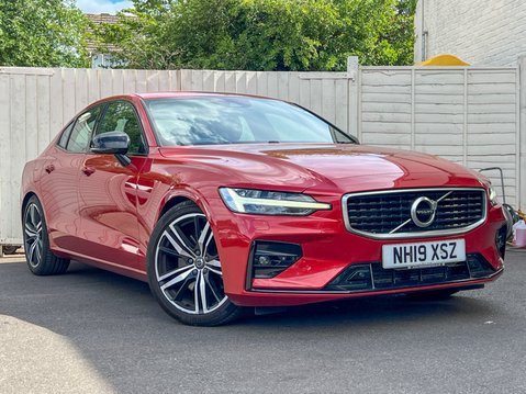 Volvo S60 2.0 T5 R-Design Edition Saloon 4dr Petrol Auto Euro 6 (s/s) (250 ps) 4
