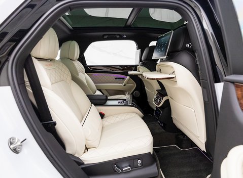 Bentley Bentayga W12 Mulliner 15