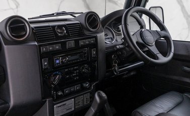 Land Rover Defender 90 XS Twisted T60 14